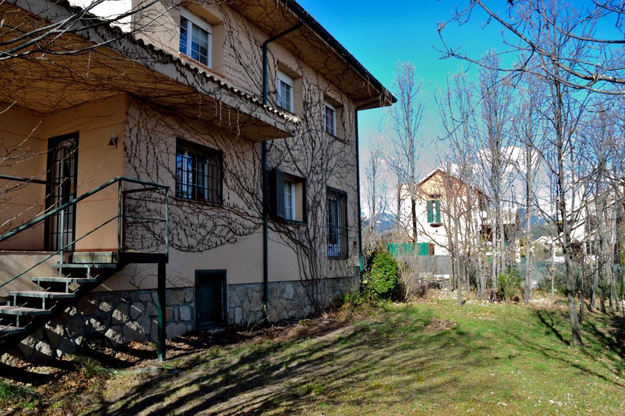 Casa Rural El Trepador Azul Futbolin Barbacoa 8 Personas Becerril de la Sierra Exterior photo